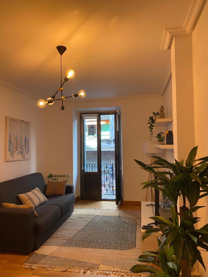 Apartamento Amplio Y Central A Pie De Playa La Concha Сан-Себастьян Экстерьер фото