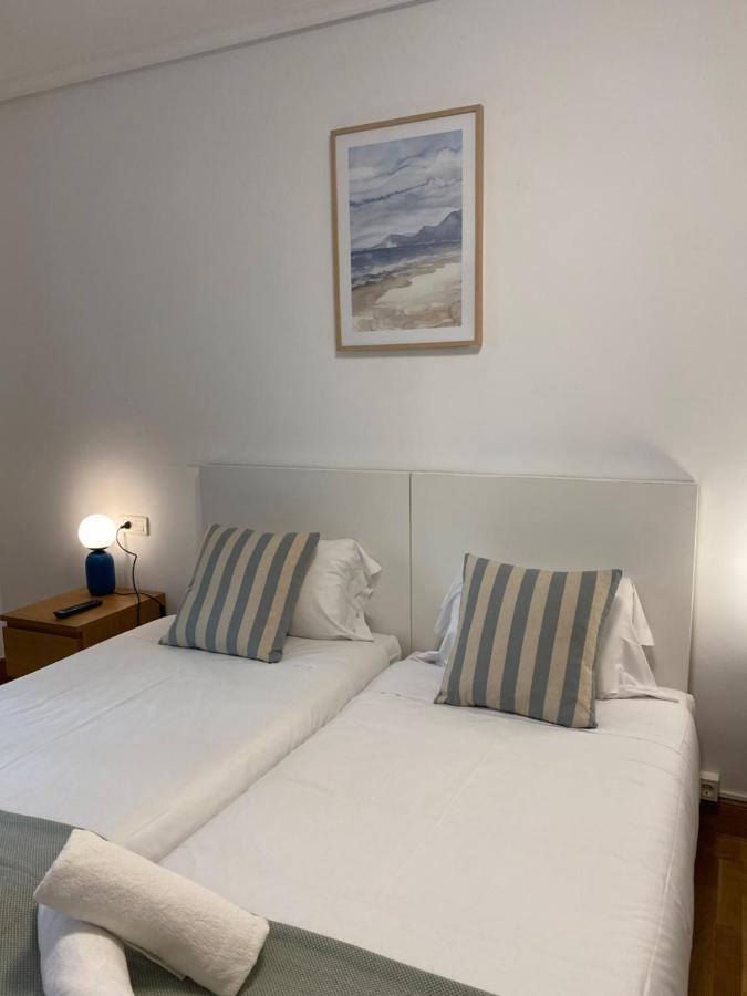 Apartamento Amplio Y Central A Pie De Playa La Concha Сан-Себастьян Экстерьер фото